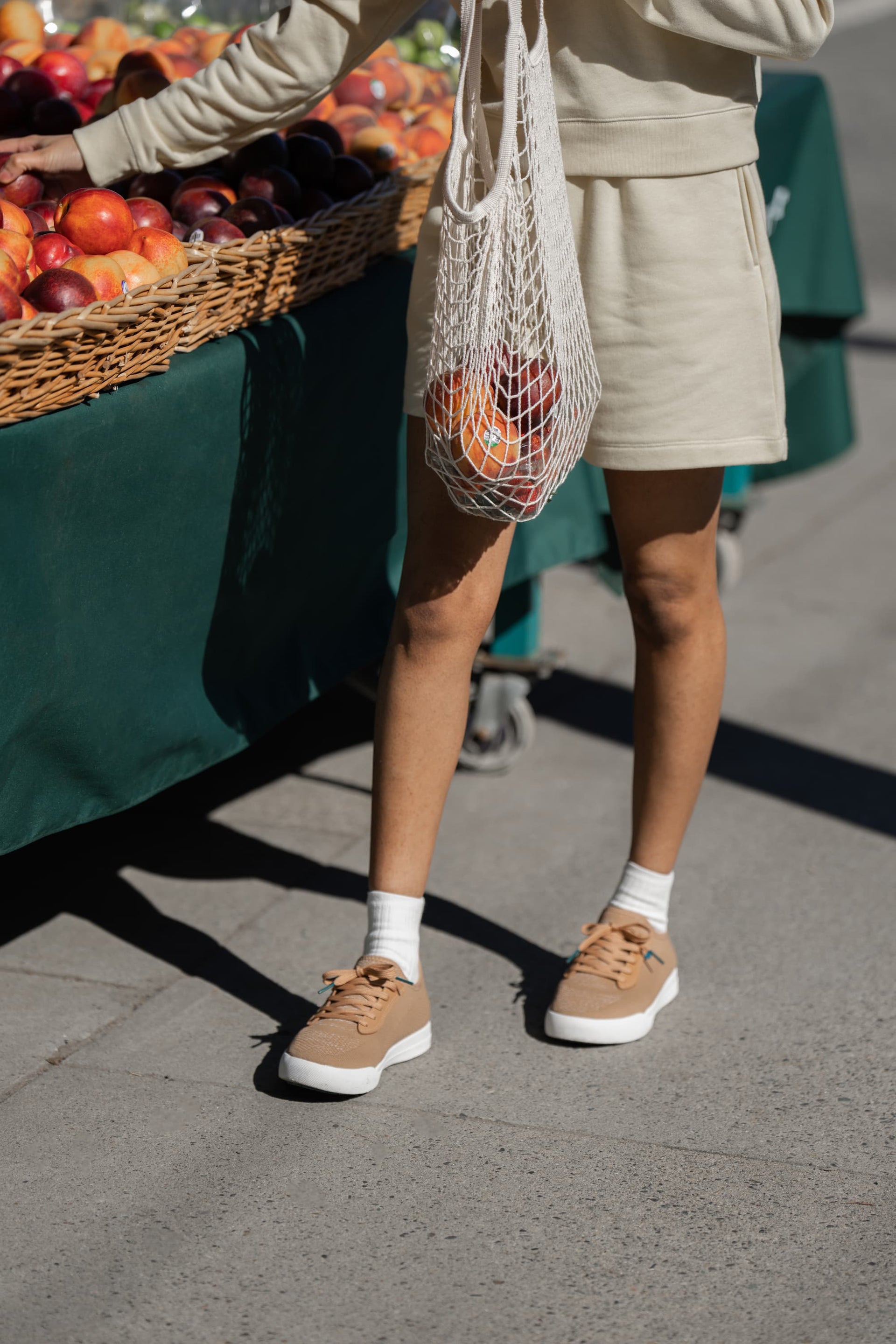 How to Clean Tennis Shoes: Proper Cleaning Instructions