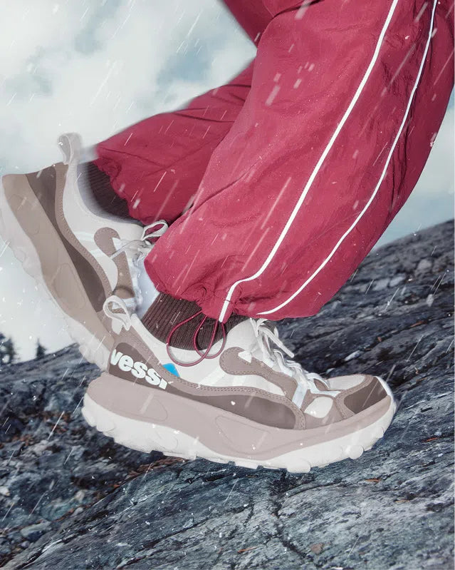 What Shoes to Wear with Wide Leg Pants: 5 Picks