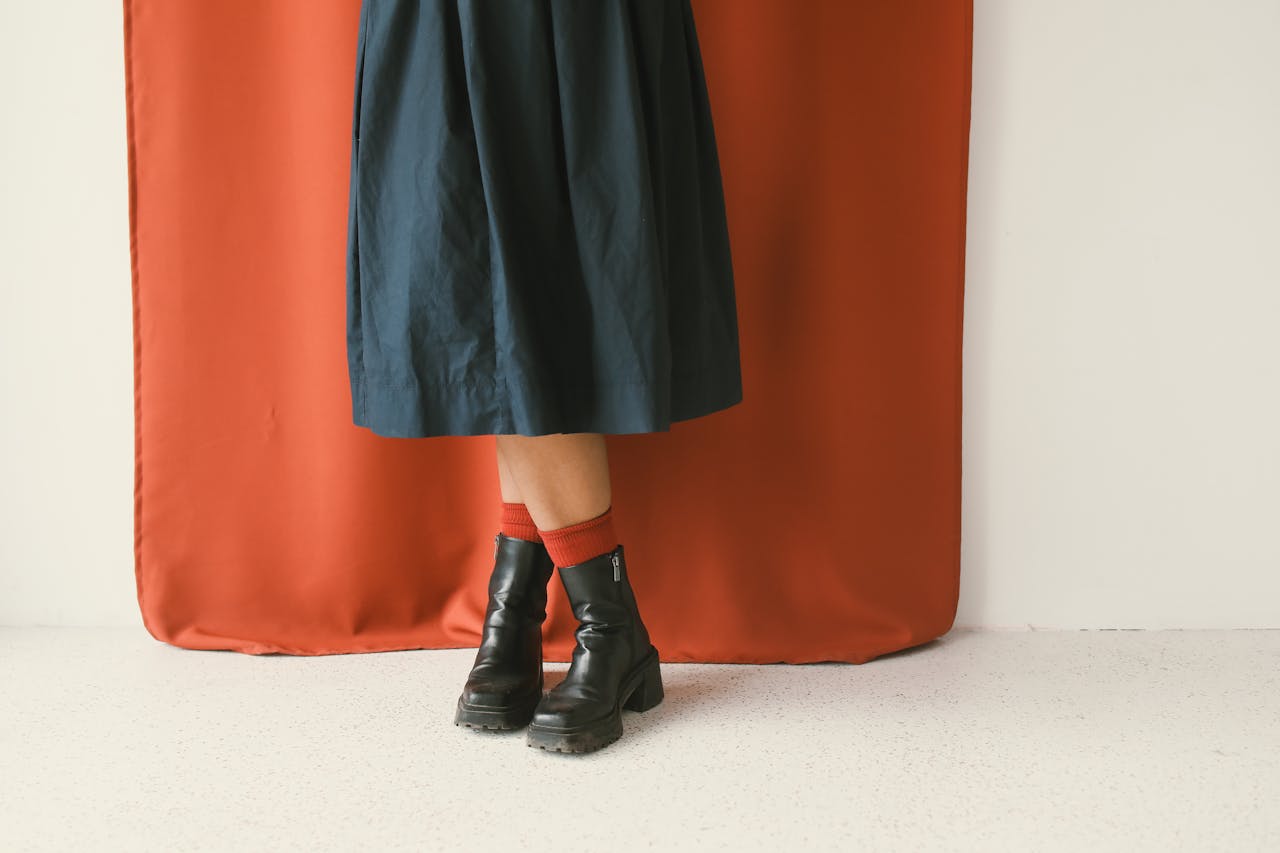 What Shoes to Wear with a Midi Dress Vessi What Shoes to Wear with a Midi Dress Vessi
