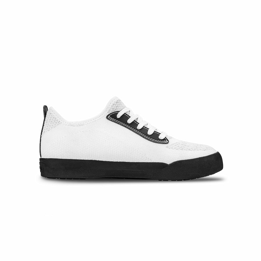 Women's Weekend Nova White Vessi Footwear